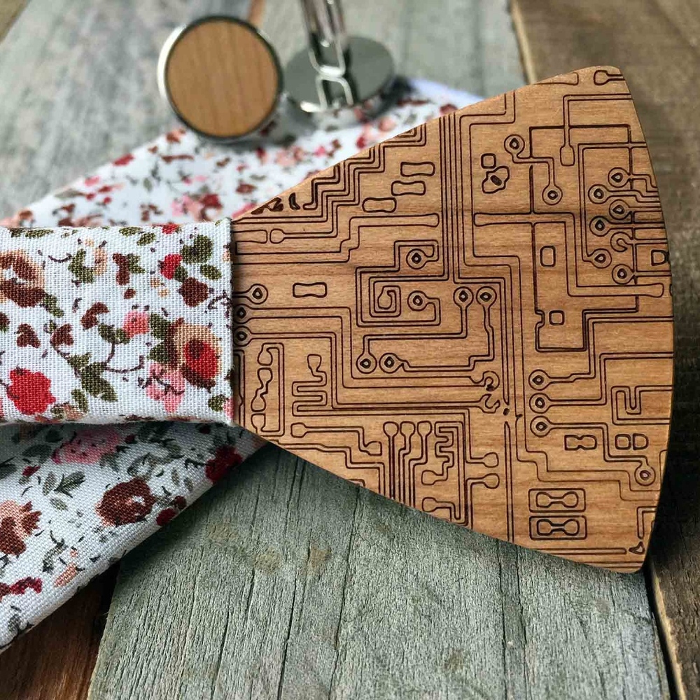 Men’s Wooden Bow Tie